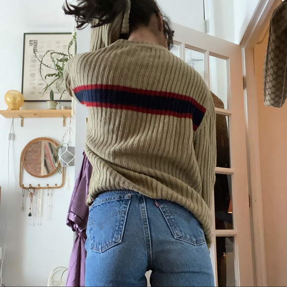 Vintage 90s sweater - Picture 8 of 10